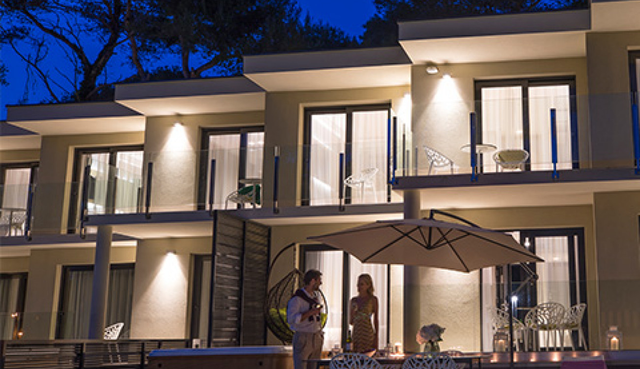 Romance at Park Plaza Arena