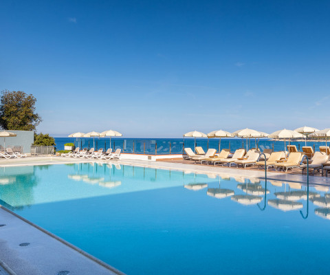 Special Must Have Offer - Splendid Resort