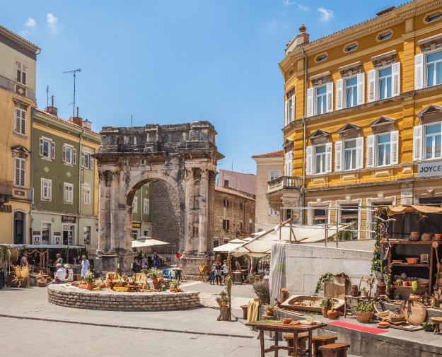 Destination_Pula_01