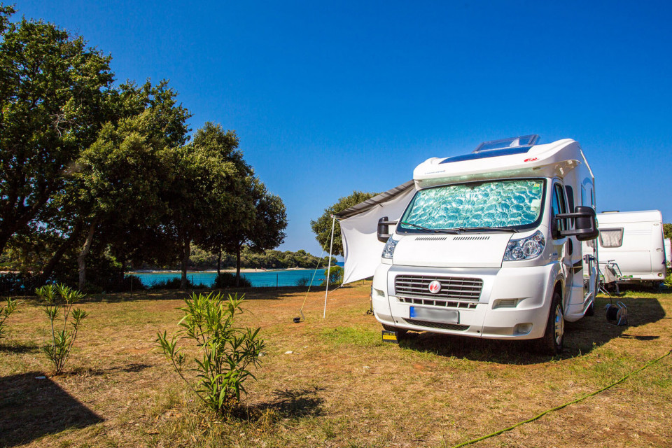 Arena-Indije-Campsite_Premium-lot