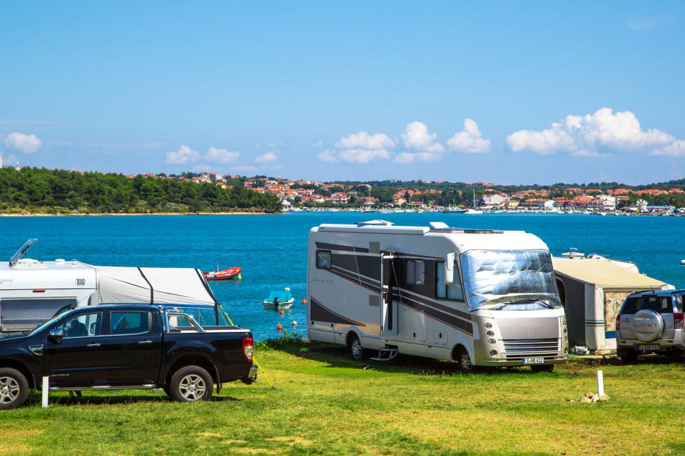 Arena-Tašalera-Campsite_Premium-lot