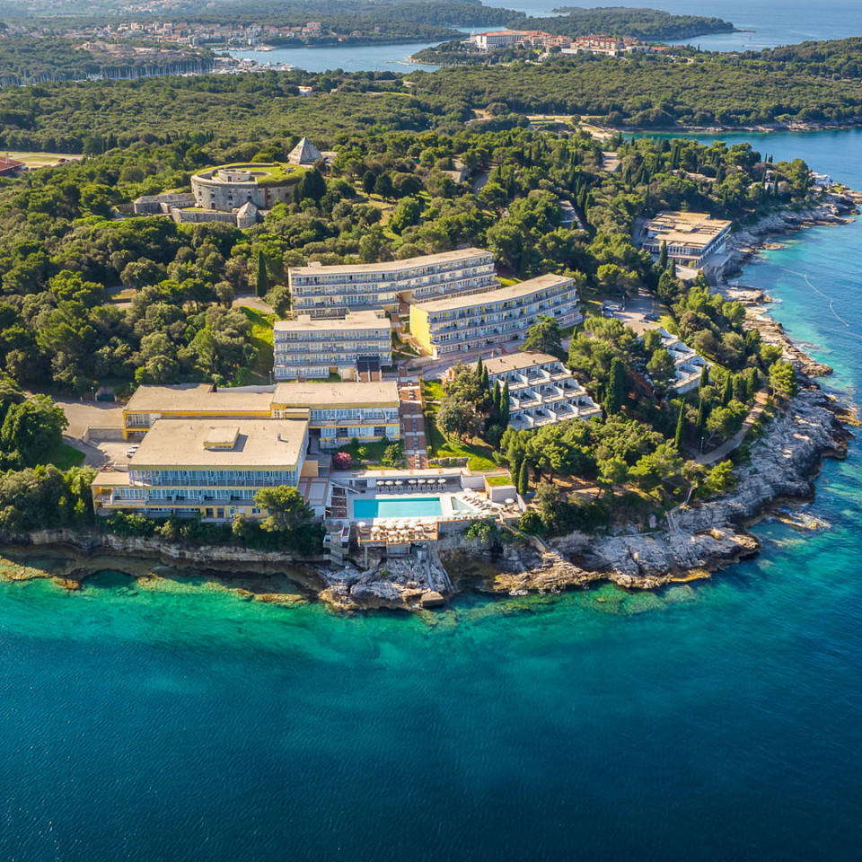 Early Booking Splendid Resort